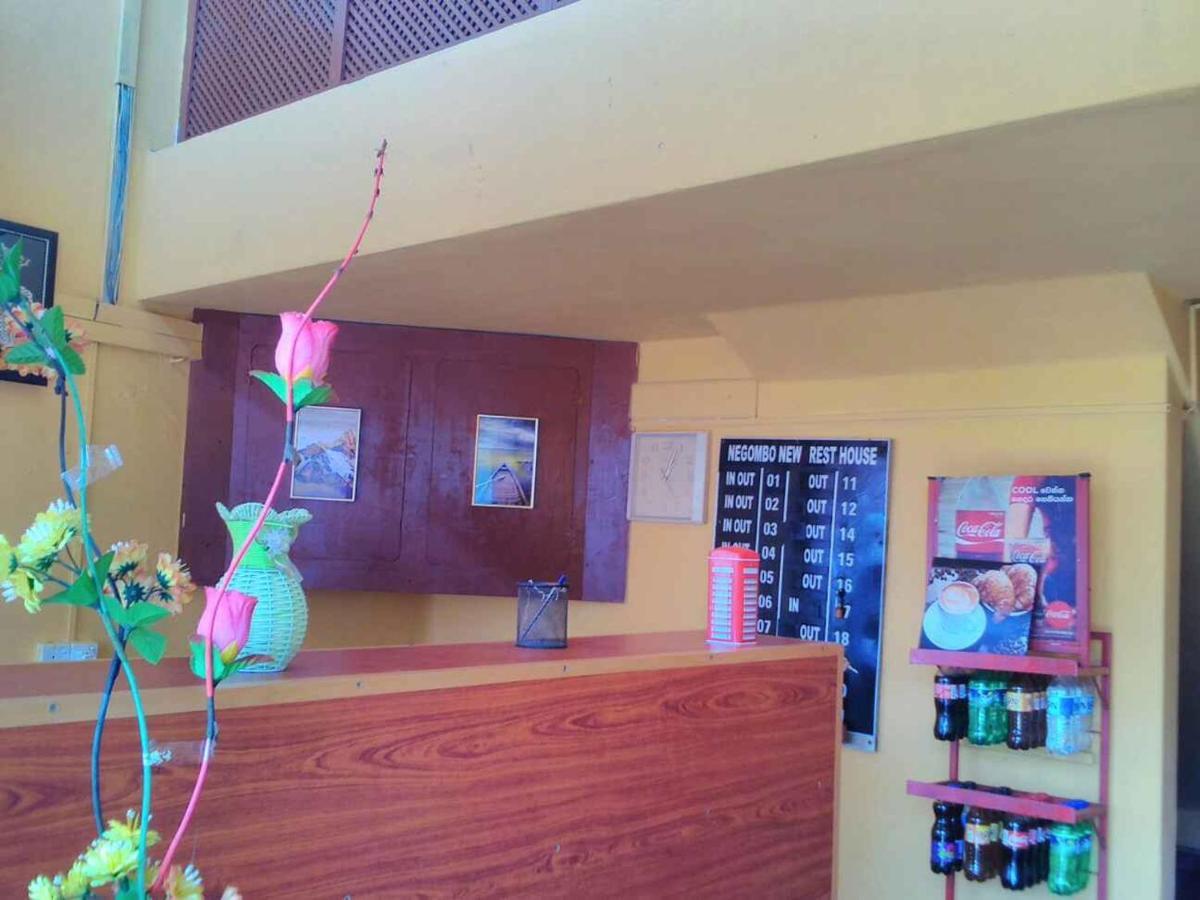 נגומבו New Rest House Sea View Hotel מראה חיצוני תמונה